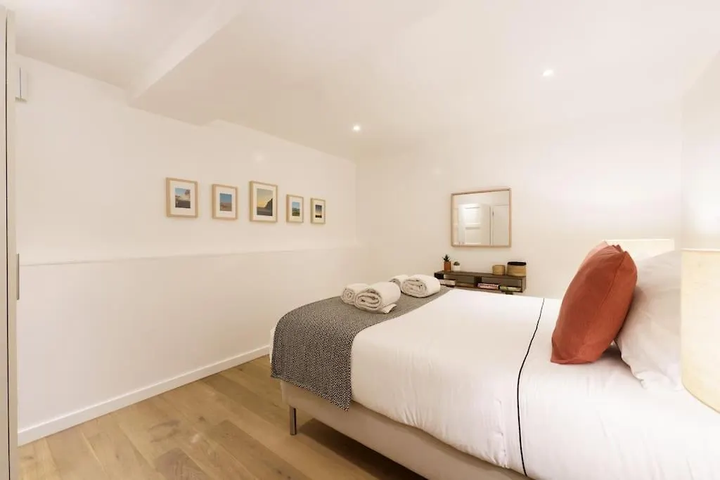 Lisbon Charm With Patio Appartement