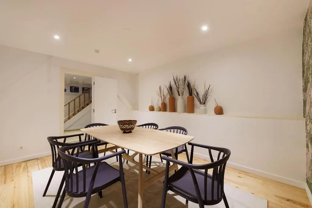 Lisbon Charm With Patio Appartement
